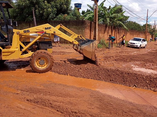 Mais 2,5 km de estradas rurais recuperadas em São Sebastião