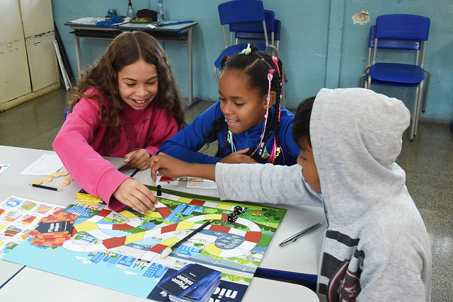 Programa leva educação financeira para alunos do Varjão