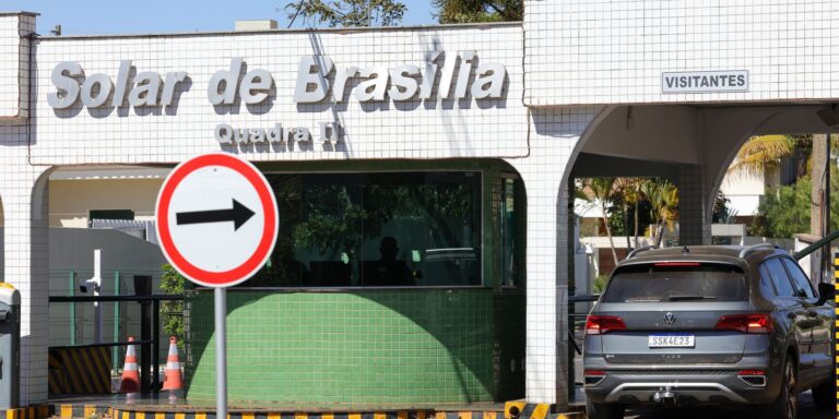 Bolsonaro solicita anulação da proibição de visitas na prisão domiciliar